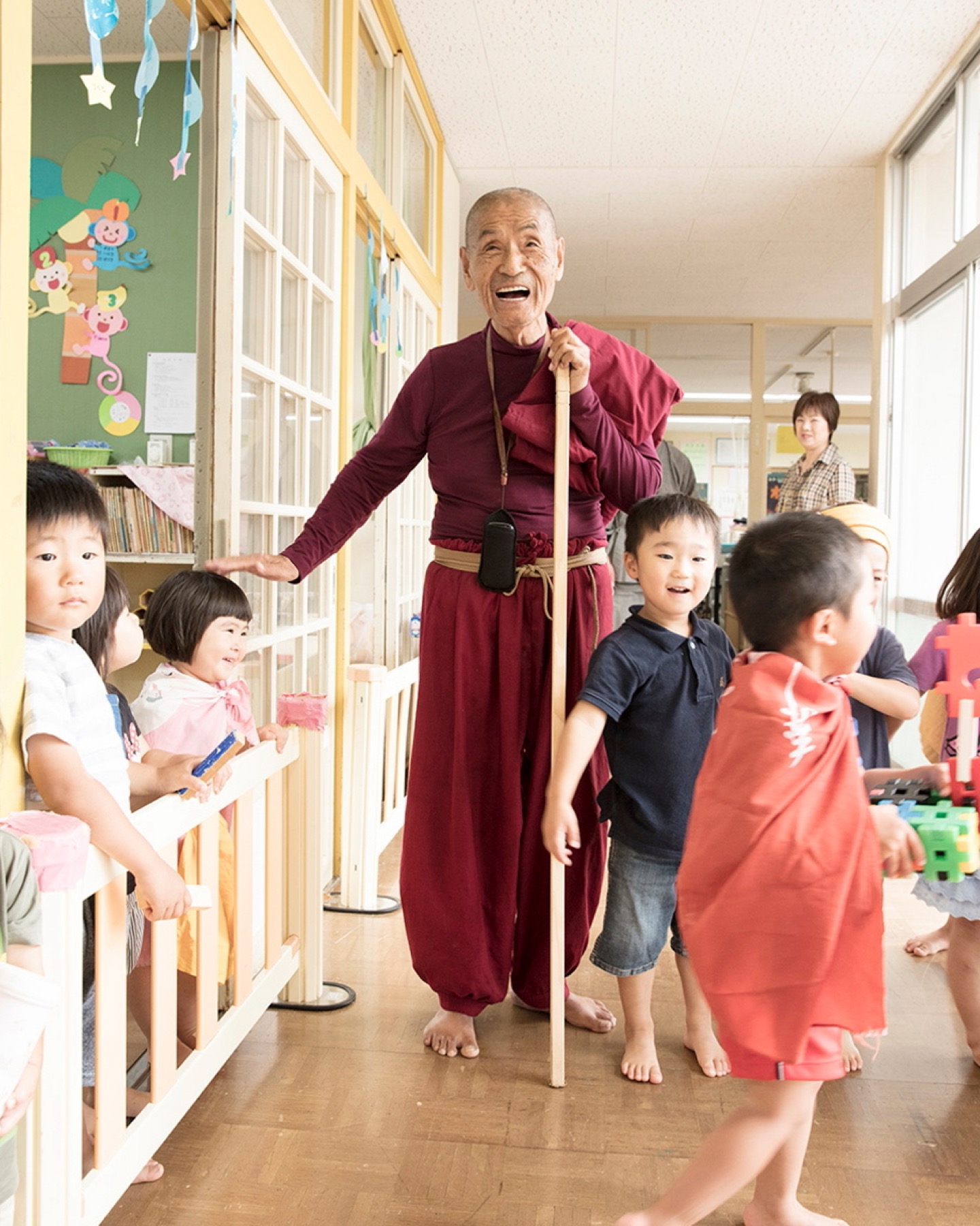 土佐町滞在中の佐々井秀嶺さん